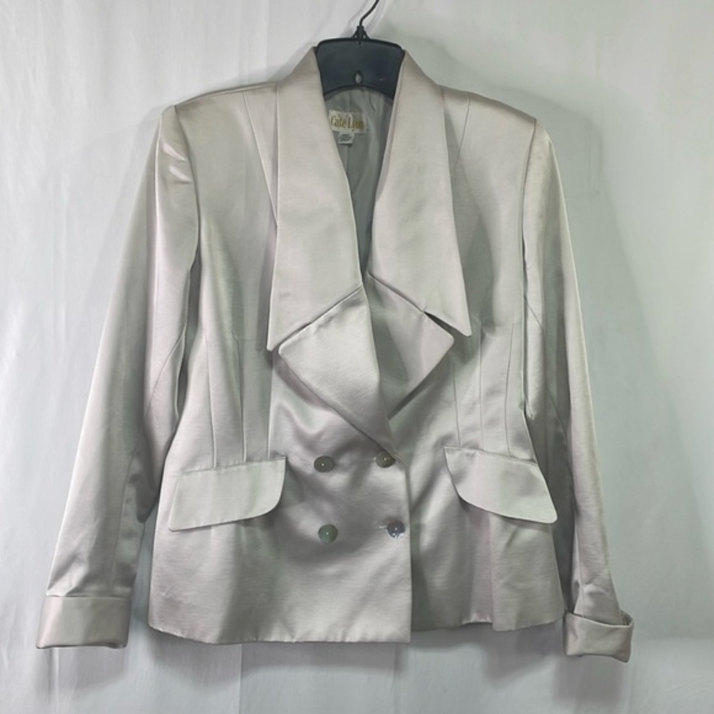 🧇 Cate Lyon light gray silver satin exaggerated lapel double breasted jacket: